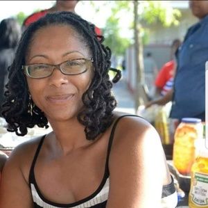 Meet your Posher, Aneka